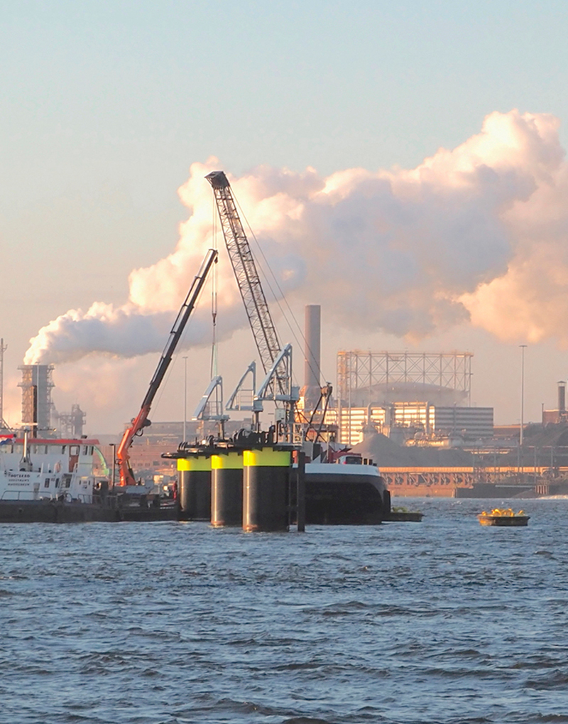Mobiel_IJmuiden-stalen-buizen-Meever-Pipes